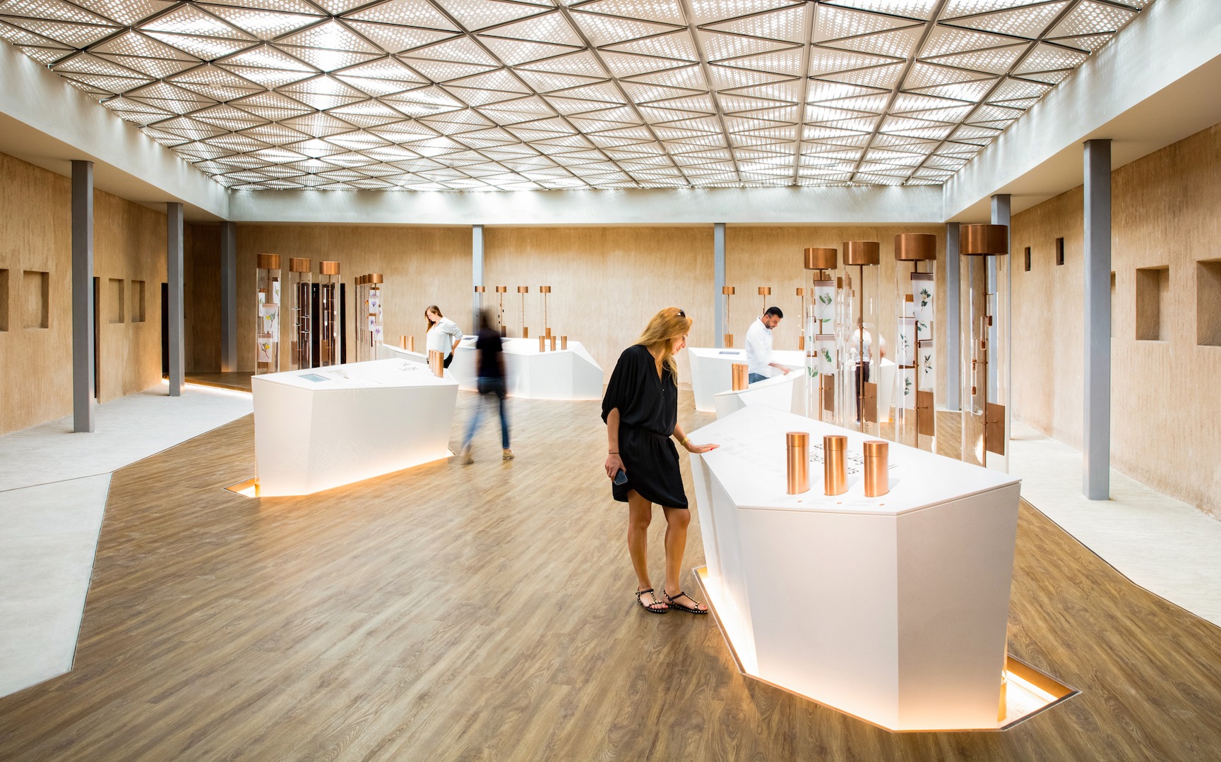 perfumehouse_1_hires_gsmproject_web-1552681046