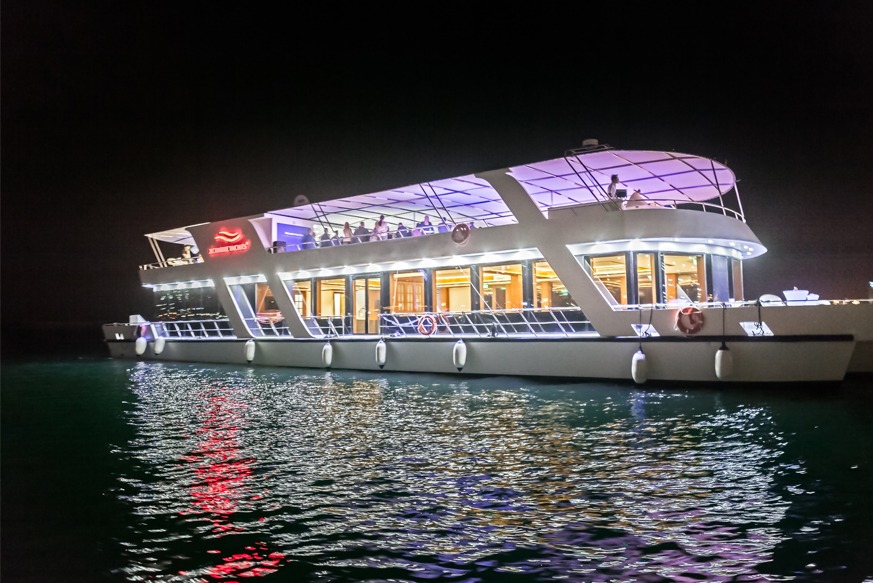 1576597411-xclusivecruise-dubai