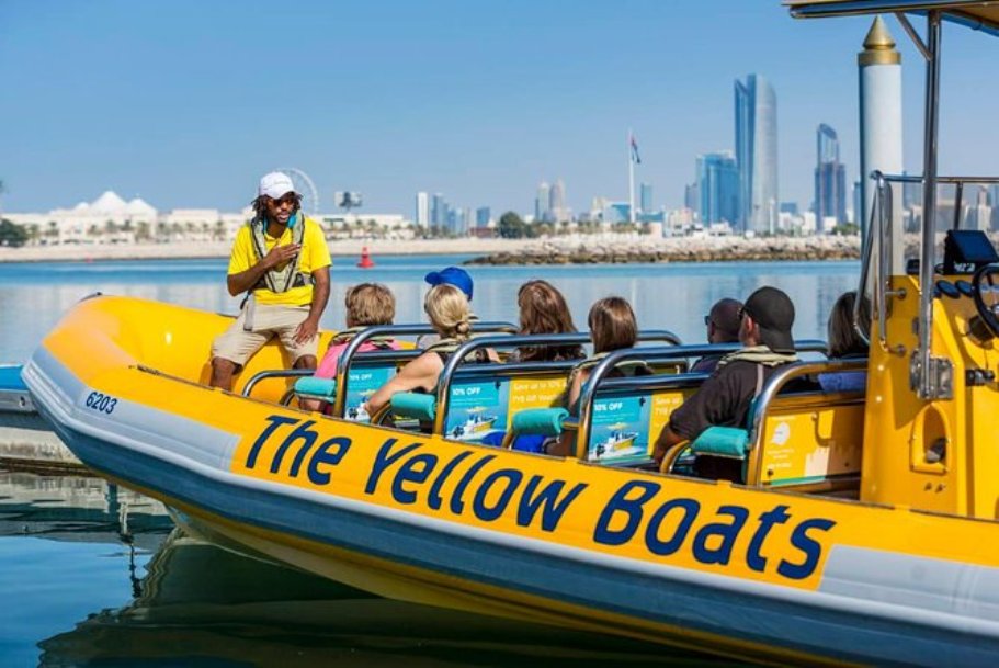 Dubai-yellow-boat