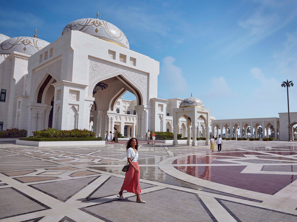 SUMMER-THE-BEAUTY-OF-QASR-AL-WATAN